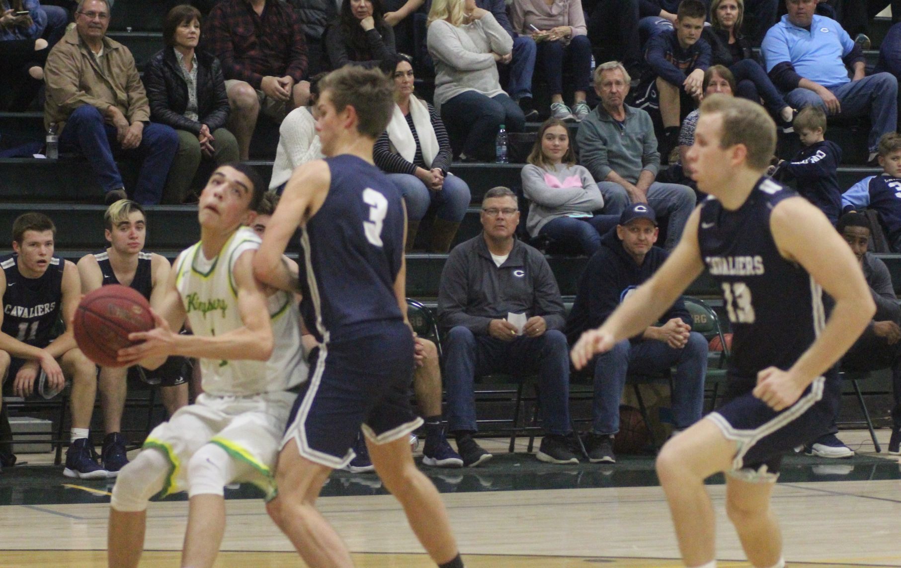 Kingsburg tops CVC